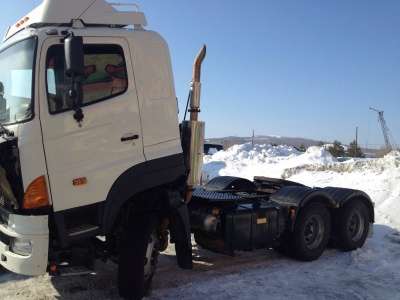 грузовой автомобиль HINO