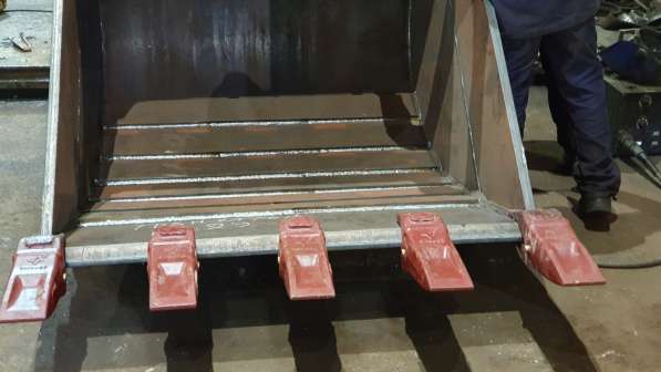 Скальный ковш отправка