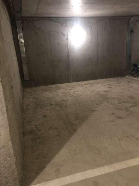 Продам парковочное место в подземном гараже в фото 3
