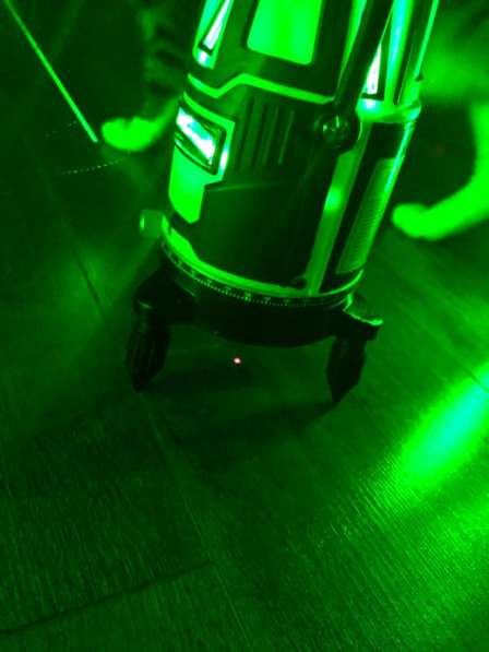 Лазерный уровень 360 зелёный луч, 5 линий в Кемерове фото 5