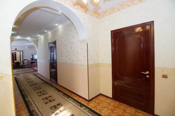 Шикарный дом с дорогим интерьером в Фестивальном микрорайоне в Краснодаре фото 9
