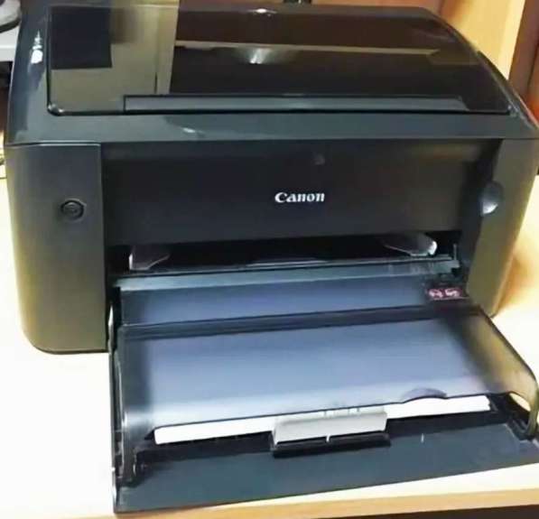 Продам принтер canon 3010 b. В отличном состоянии