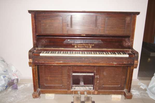 Пианино K.Heılbrunn Sohne Berlin. 18 век