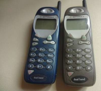 сотовый телефон Motorola M3888