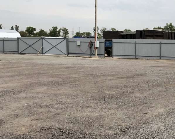 Склад открытого хранения 600м2 со всеми коммуникациями