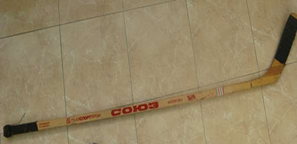 Хоккейная клюшка с автографом