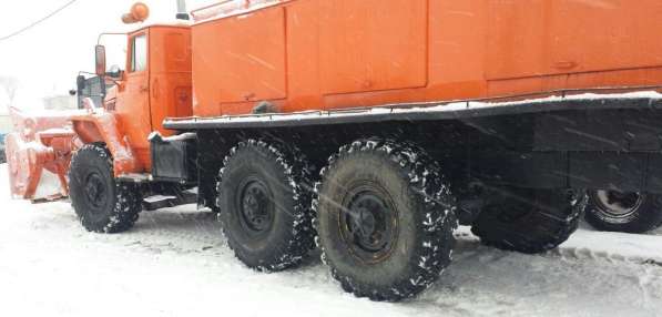 Шнекороторный снегоочиститель на шасси Урал в Уфе