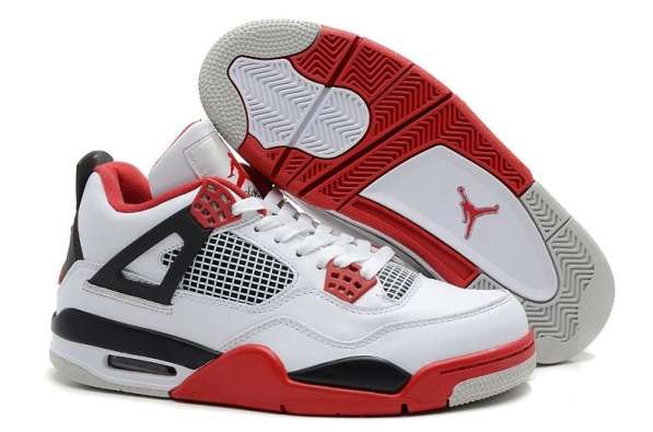 Nike Air Jordan 4 red в Москве