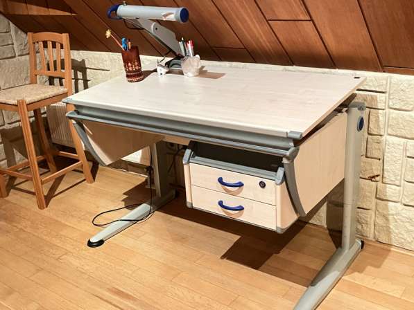 Растущая парта + стул в Москве фото 8