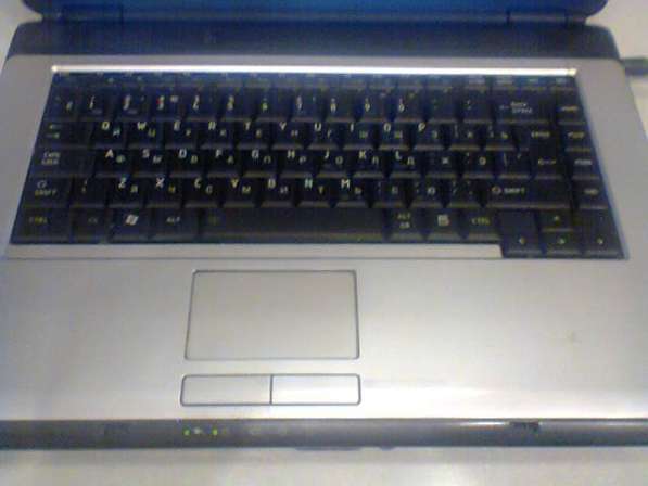 Toshiba satellite A200 A210 петля матрицы левая в Москве фото 8