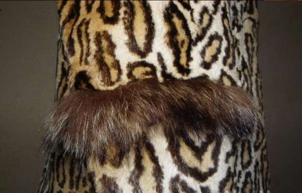 Натуральная демисезонная шубка мех леопардовый кролик в фото 6