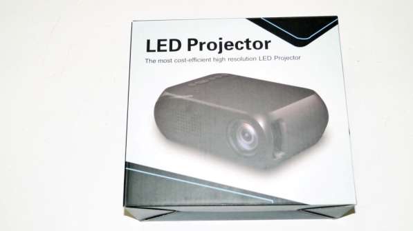 Мини проектор портативный мультимедийный Led Projector YG320 в фото 11