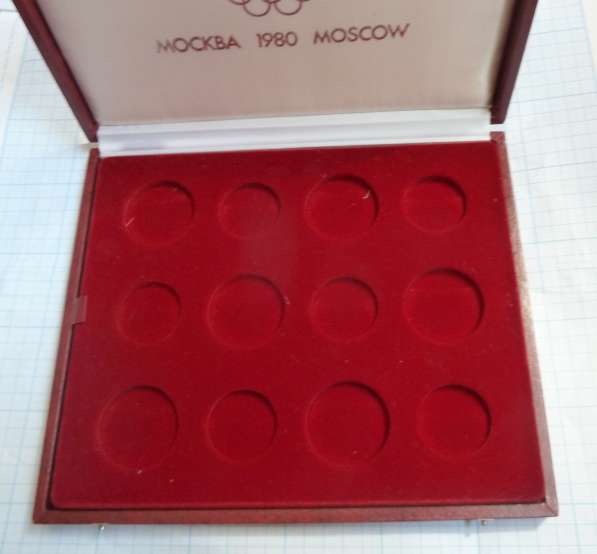КЕЙС КОРОБКА для 28 монет 5 и 10 рублей серебро Олимпиада 80 в Орле фото 8