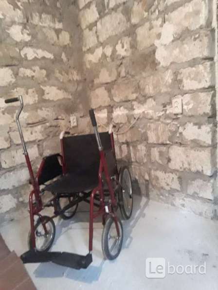 Продам инвалидную каляску в Симферополе