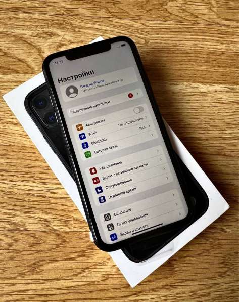 Продам IPhone 11 (128 гб) в Москве