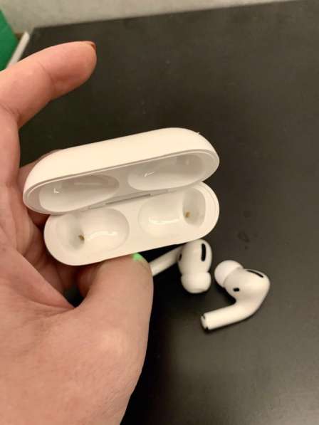 AirPods Pro в Москве