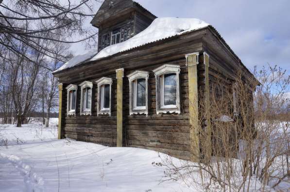 Бревенчатый дом в деревне, расположенный на трассе Углич - Р в Москве фото 17