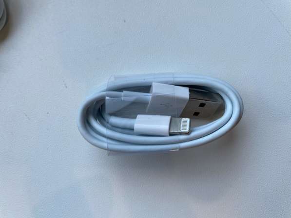 Кабель для зарядки iPhone Lightning USB Cable в Мурманске