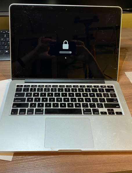 MacBookPro11,1 (A1502) (13.3”, 2.4 GHz, 256 GB) Dual Core