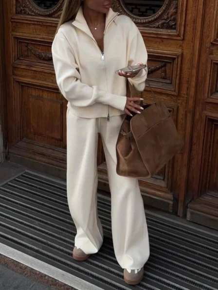 Продам куртку и костюм в Саранске