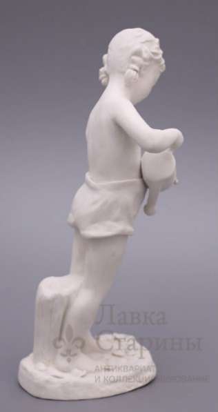 Статуэтка "Девочка с лейкой" 1 в Москве