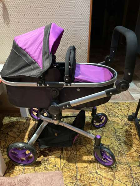 Коляска для кукол