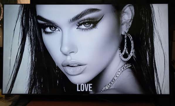 Телевизор Самсунг 70 дюймов в Санкт-Петербурге