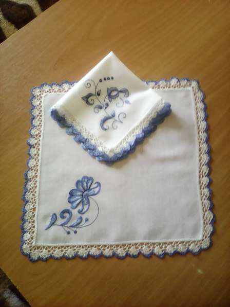Платочки вышитые в Москве фото 17