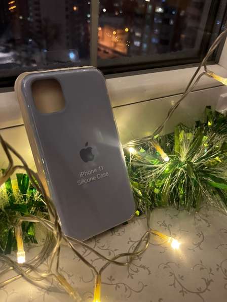 Чехол на iPhone 11 в Москве