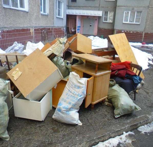 Вывоз строительного мусора, хлама. Демонтаж построек в Ангарске фото 4