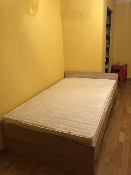 Продам кровать с матрасом120#200 см