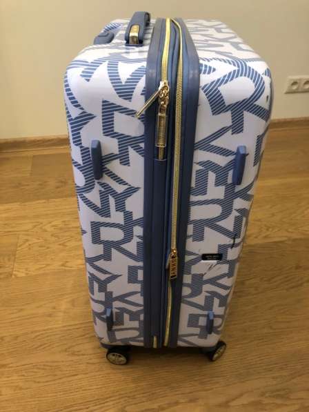 DKNY чемодан в Москве фото 5