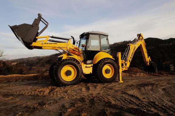 Экскаватор Погрузчик аренда JCB, Caterpillar, New Holland в Москве фото 4