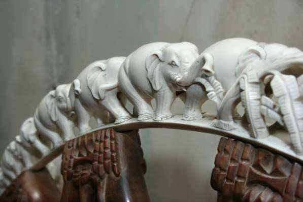 Продаю предмет прикладного исскуство из бивн слона с полеса в Санкт-Петербурге фото 3