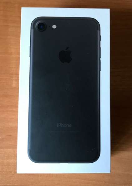 IPhone 7, Black, 32Gb
