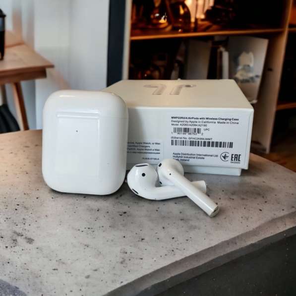 AirPods 2 в Санкт-Петербурге фото 3