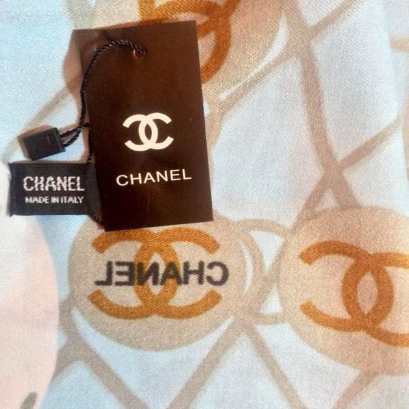 Платок Chanel и брелок в подарок в Санкт-Петербурге фото 4