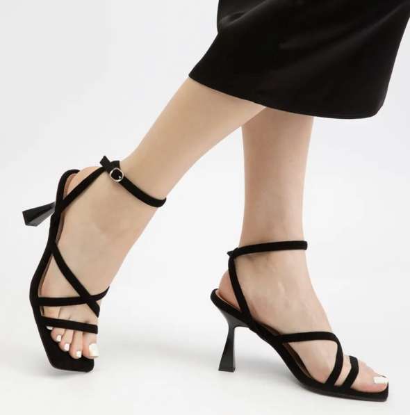 Босоножки 35 размер