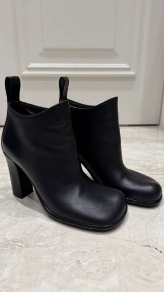 Bottega Veneta кожаные ботильоны