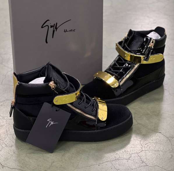 Мужские ботинки