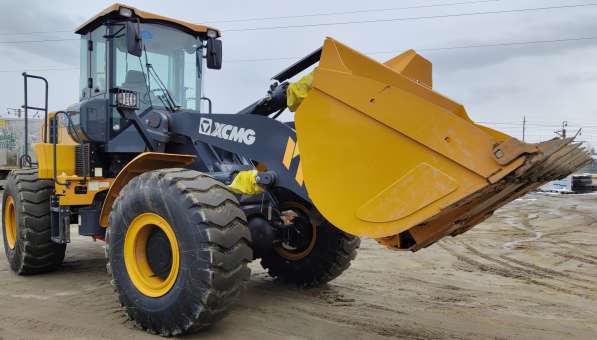 Фронтальный погрузчик XCMG ZL60GV в Верхней Салде фото 19