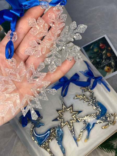 Ёлочные игрушки из эпоксидной смолы в Томске