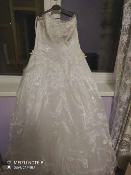Свадебное платье на шнуровке Размер 46-48 в Челябинске фото 5