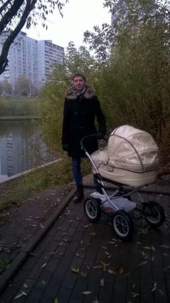 Продам коляску люльку peg perego эко-кожа в Москве