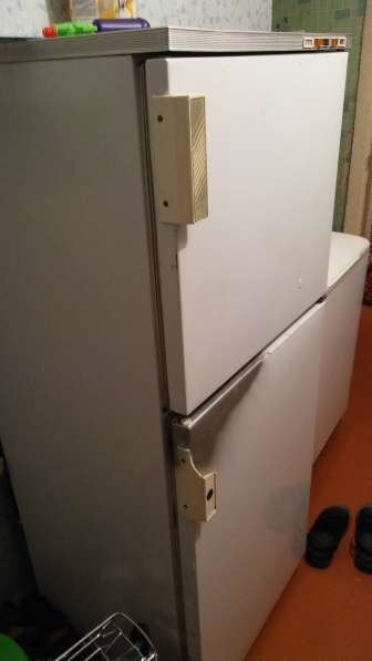 Холодильник Бирюса 2-ух камерная в фото 4