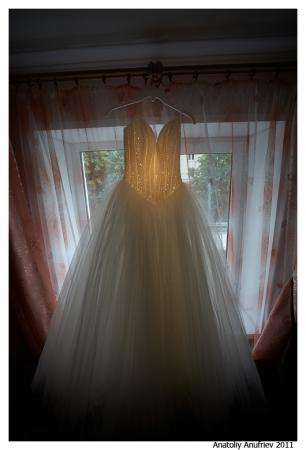 Шикарное модное свадебное платье в Москве