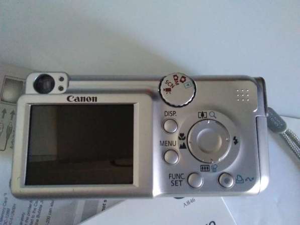 Продам зеркальный фотоаппарат Canon. Бу