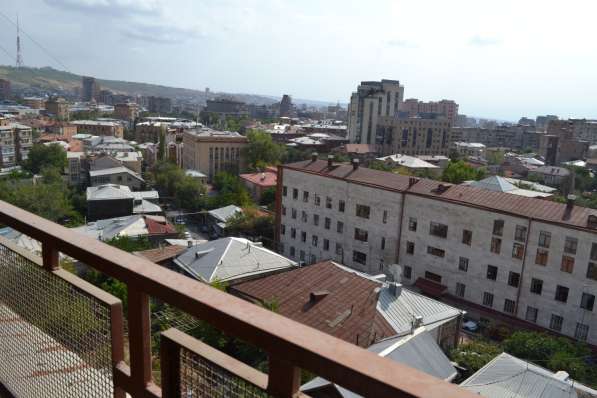 В арвнду здается 3-х комнатная квартира в центре Еревана в 