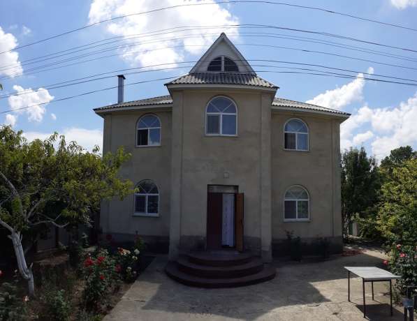 Просторный дом 180 кв. м. в Богдановке