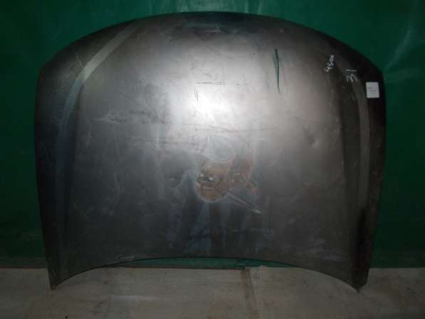 Капот на Volkswagen Passat B5